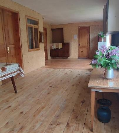 Tsknari Oda Oni Exteriör bild