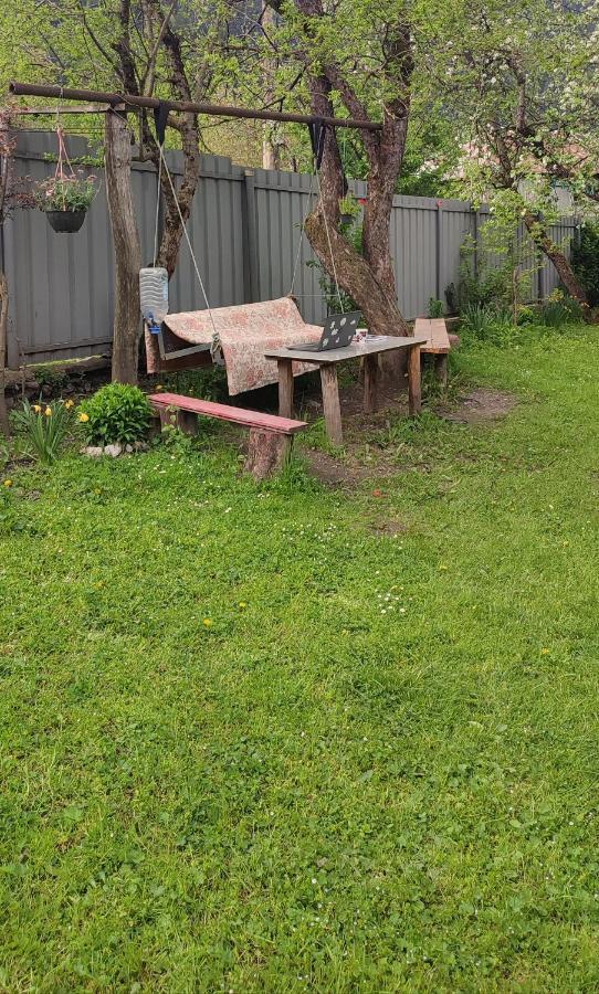 Tsknari Oda Oni Exteriör bild